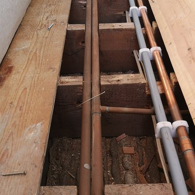 Noisy heating pipes