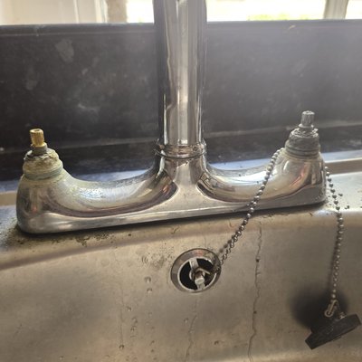 Kitchen tap service before