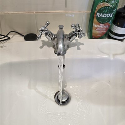 Traditional basin tap service after