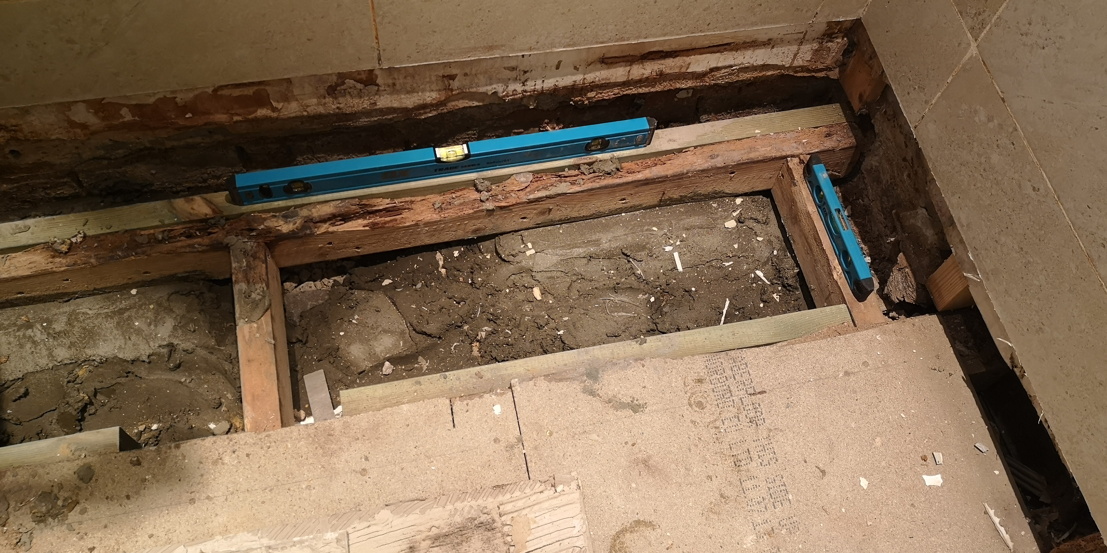 Shower tray refit after repair